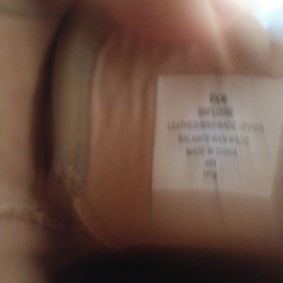 Bandolino Sneakers - Picture 4 of 4